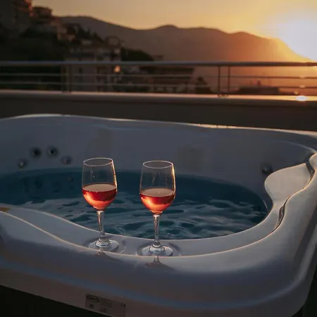 Hideaway Sicily 홈스테이 *